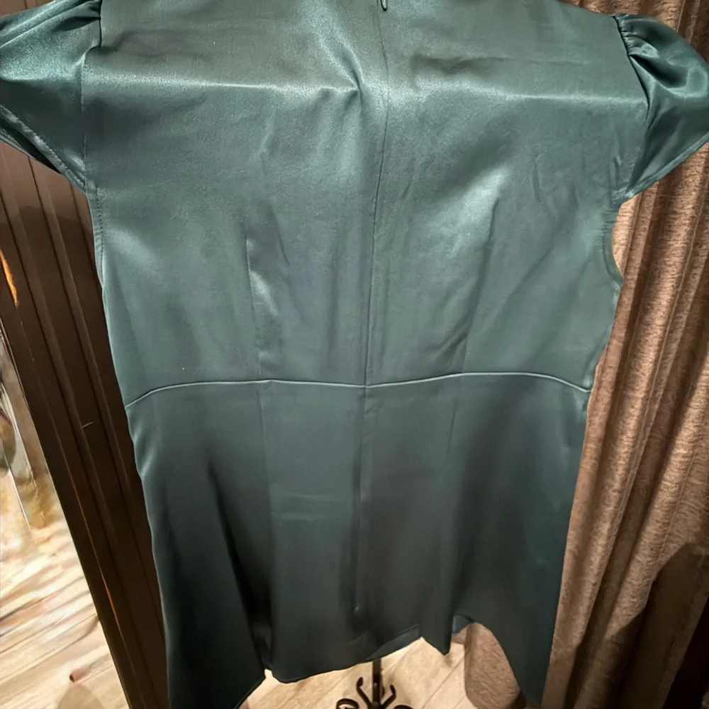 Nanette Lepore emerald green Embellished Cap Sleeve Blouse - Picture 9 of 9